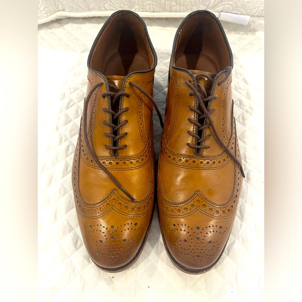 Allen Edmonds Tan McAllister Wingtips 12EEE